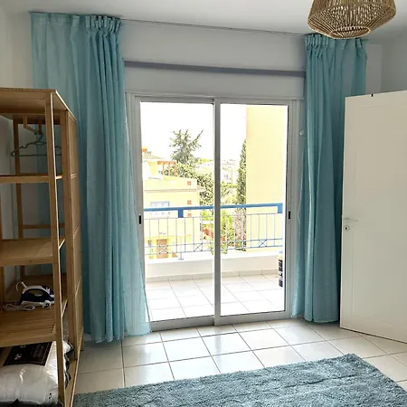 H&o Golden Sun Apartment